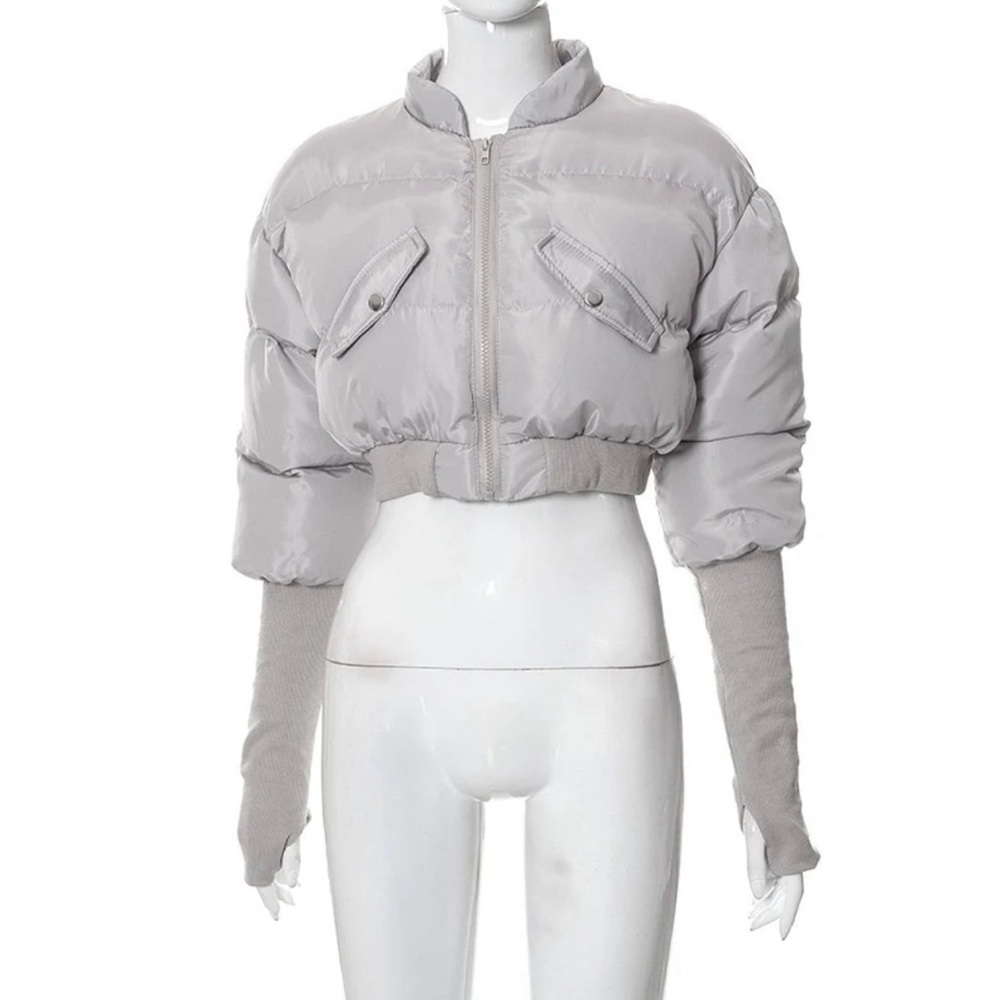 Cropped puffer jacket with long arm warmers. Gray